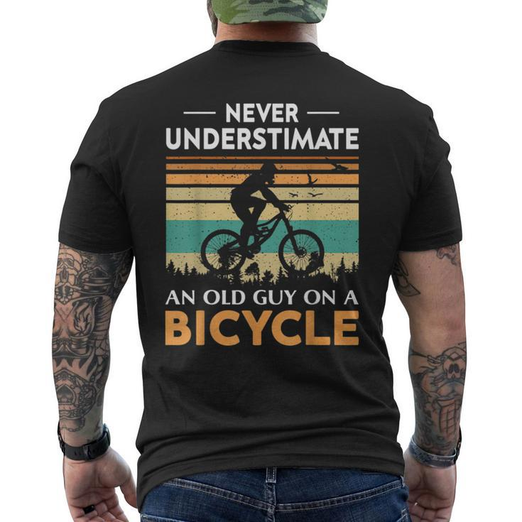 Never Underestimate An Old Guy On A Bicycle Cycling Vintage Men's T-shirt Back Print