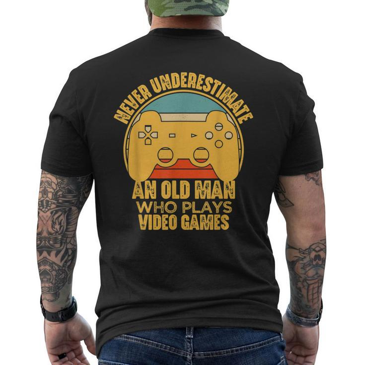 Never Underestimate An Old Man Video Games Gaming Men's T-shirt Back Print