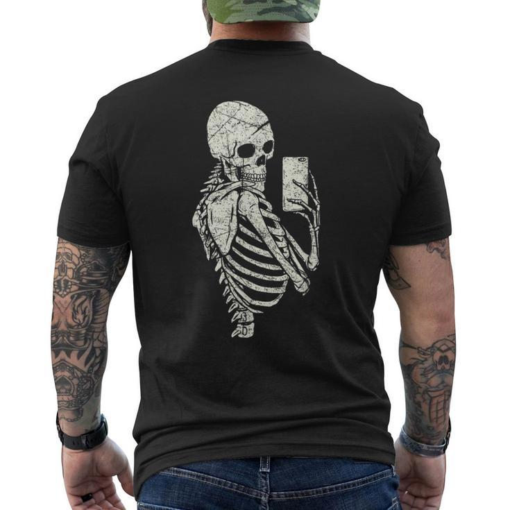 Vintage Halloween Skeleton Selfie Goth Costume Halloween Funny Gifts Mens Back Print T-shirt