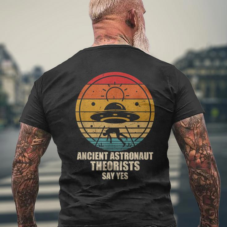 Ancient Astronaut Theorists Say Yes Spaceship Alien-Ufos Men's T-shirt Back Print Gifts for Old Men
