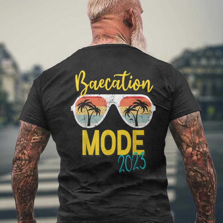 Baecations Mode 2023 Matching Couples Trip Beach Vacation Mens Back Print T-shirt Gifts for Old Men