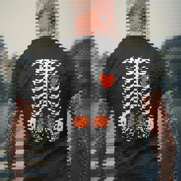 Halloween Twin Pregnant Skeleton Twins Baby Xray Rib Cage Men's T-shirt Back Print Gifts for Old Men