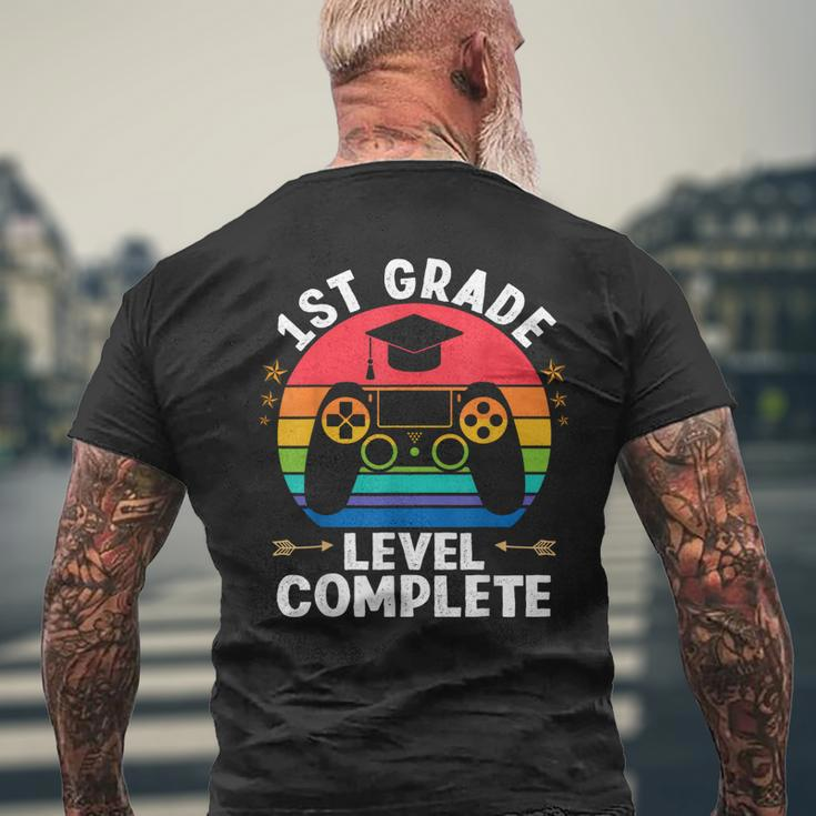 Kids Kindergarten Level 1St Complet Graduation Class Of 2023 Mens Back Print T-shirt Gifts for Old Men