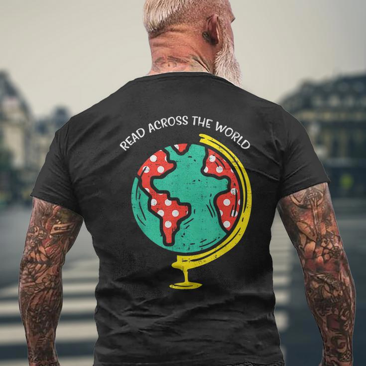 Read Across The World Globe Book Lover Bookworm Librarian Mens Back Print T-shirt Gifts for Old Men