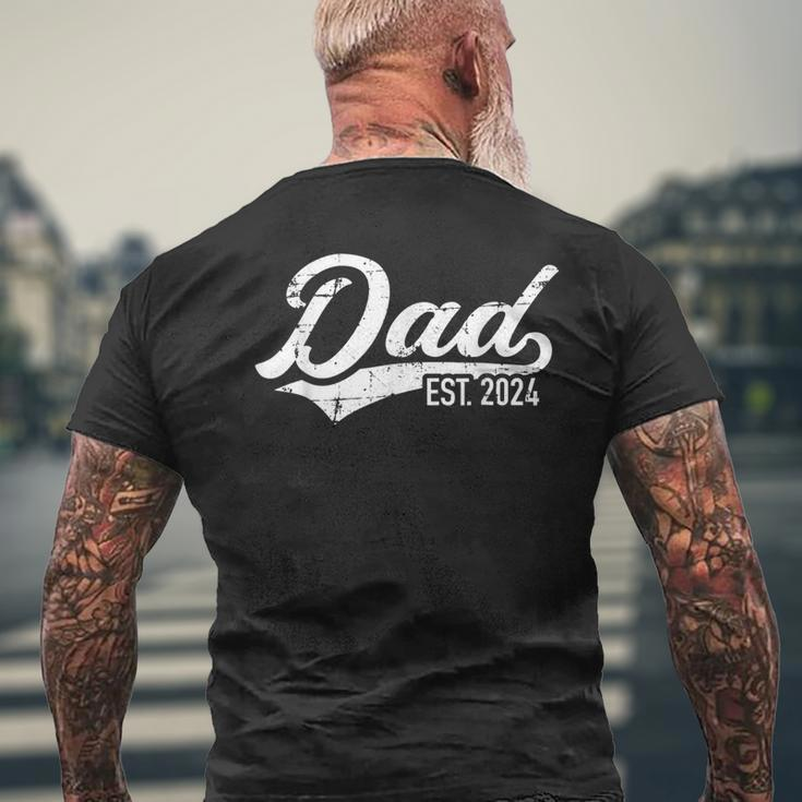 Vintage Dad Est 2024 For Fathers Day Promoted To Daddy 2024 Mens Back Print T-shirt Gifts for Old Men
