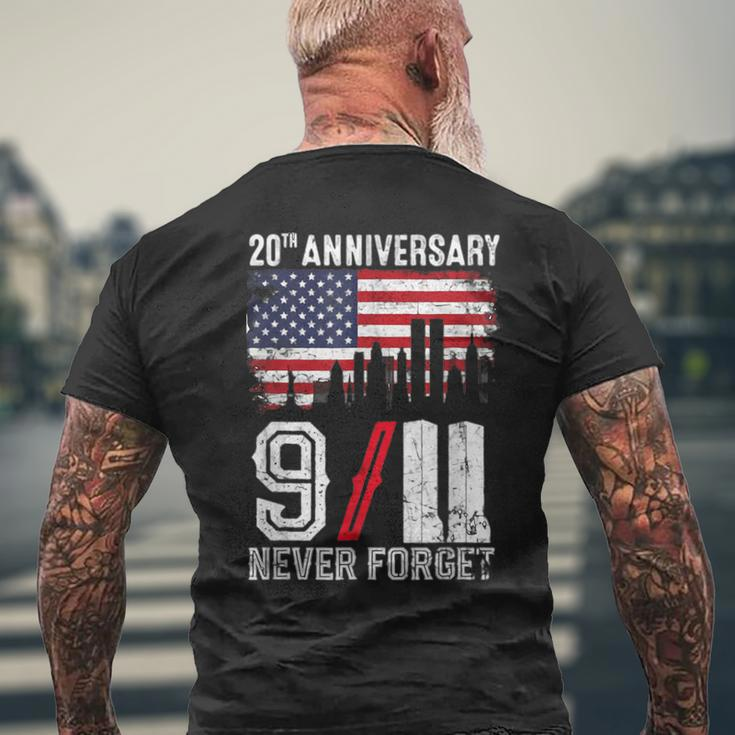 Vintage Patriotic Day Never Forget 2001 911 Men's Back Print T-shirt Gifts for Old Men