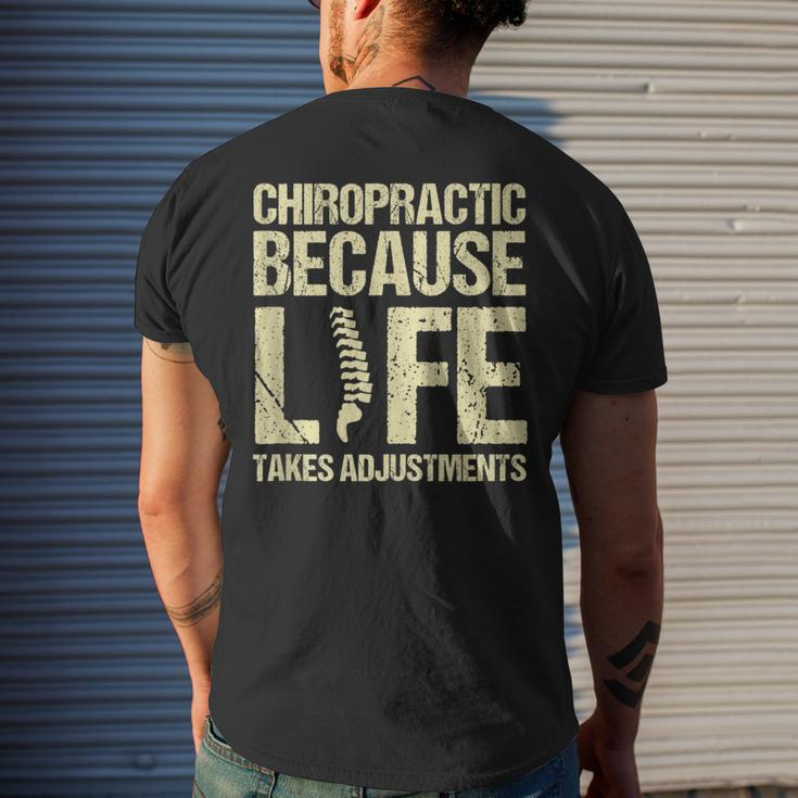 Chiropractor Physiotherapy Assistant Chiropractic Life Men's T-shirt Back Print Gifts for Him