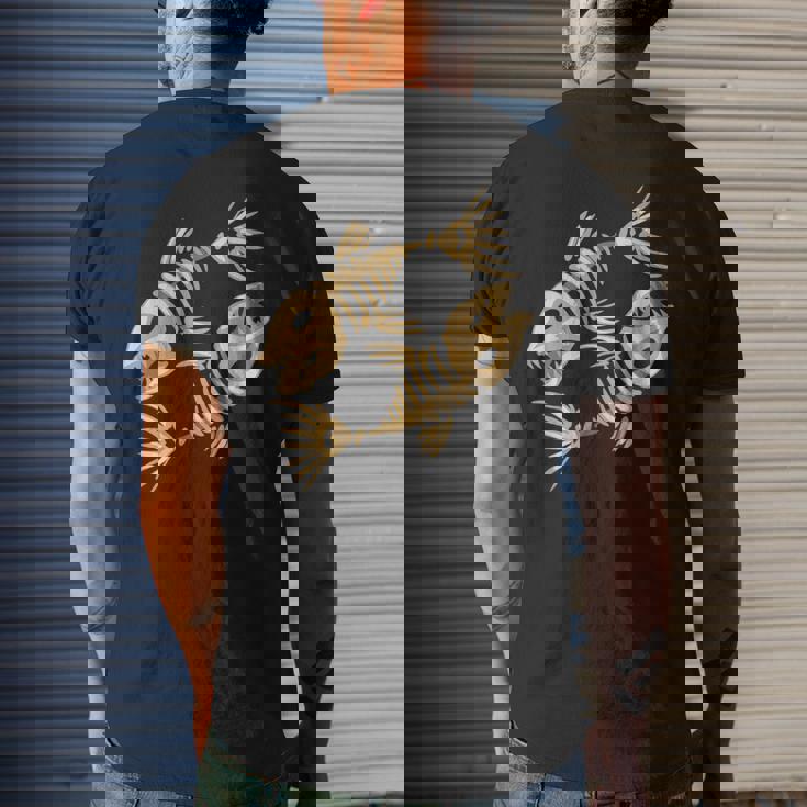 Creepy Skeleton Fish Halloween Horror Scary Sea Creatures Mens Back ...