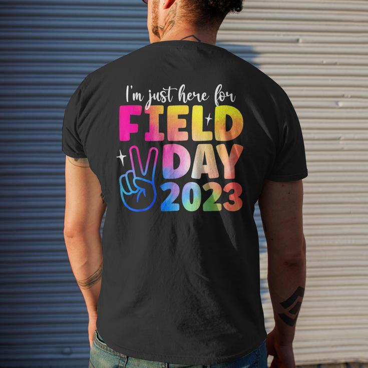 Funny School Field Day 2023 Im Just Here For Field Day Mens Back Print T-shirt Gifts for Him