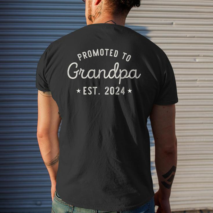 Grandpa Est 2024 For Fathers Day Soon To Be Grandpa 2024 Mens Back Print T-shirt Gifts for Him