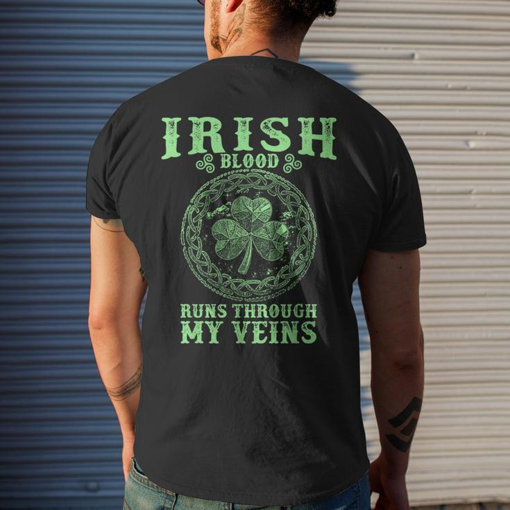 Irish Blood Runs Through My Veins And St Patrick´S Day Men's T-shirt Back Print Gifts for Him