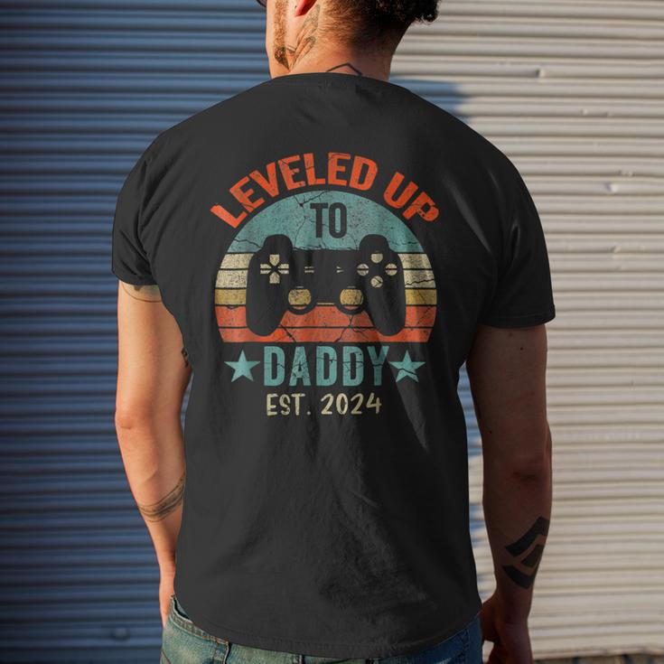 Leveled Up To Daddy 2024 Men Promoted Dad Est 2024 Mens Back Print T-shirt Gifts for Him