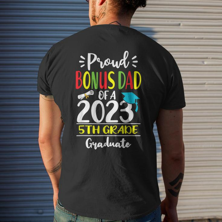 Proud Bonus Dad Of A Class Of 2023 5Th Grade Graduate Men's Back Print T-shirt Gifts for Him