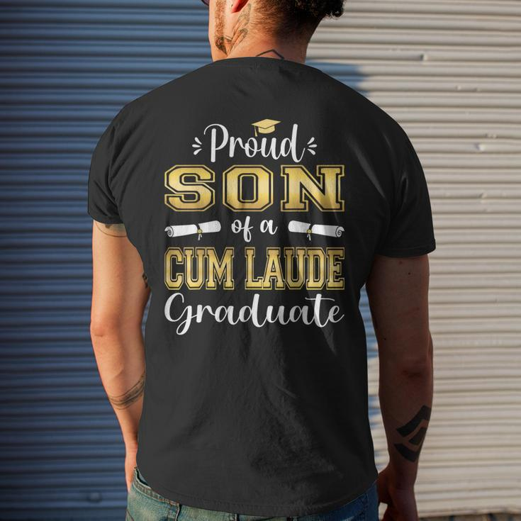 Proud Son Of 2023 Cum Laude Graduate Class Of 2023 Mens Back Print T-shirt Gifts for Him