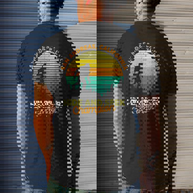 Retro San Andreas California Big Foot Souvenir Men's T-shirt Back Print Gifts for Him