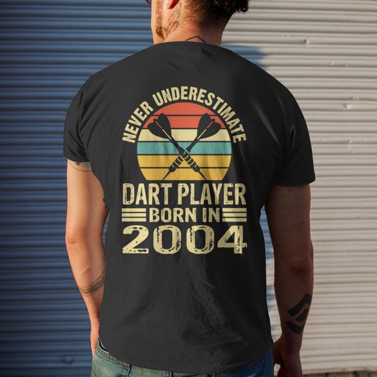 Never Underestimate Dart Player Born In 2004 Dart Darts Men's T-shirt Back Print Gifts for Him