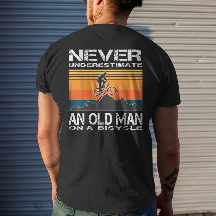 Never Underestimate An Old Man On A Bicycle Cycling Vintage Men's T-shirt Back Print Gifts for Him