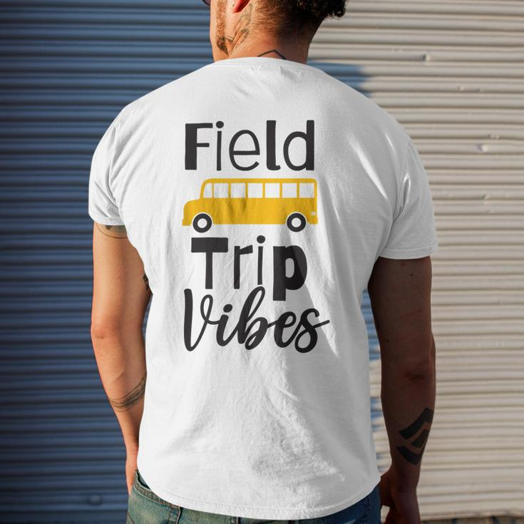 Field Trip Vibes School Bus Last Day Of School Trip Men's Back Print T-shirt Gifts for Him