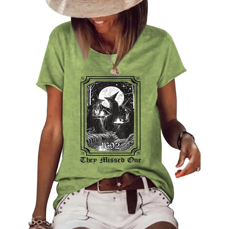 1692 They Missed One Retro Vintage Halloween Salem Women's Loose T-shirt