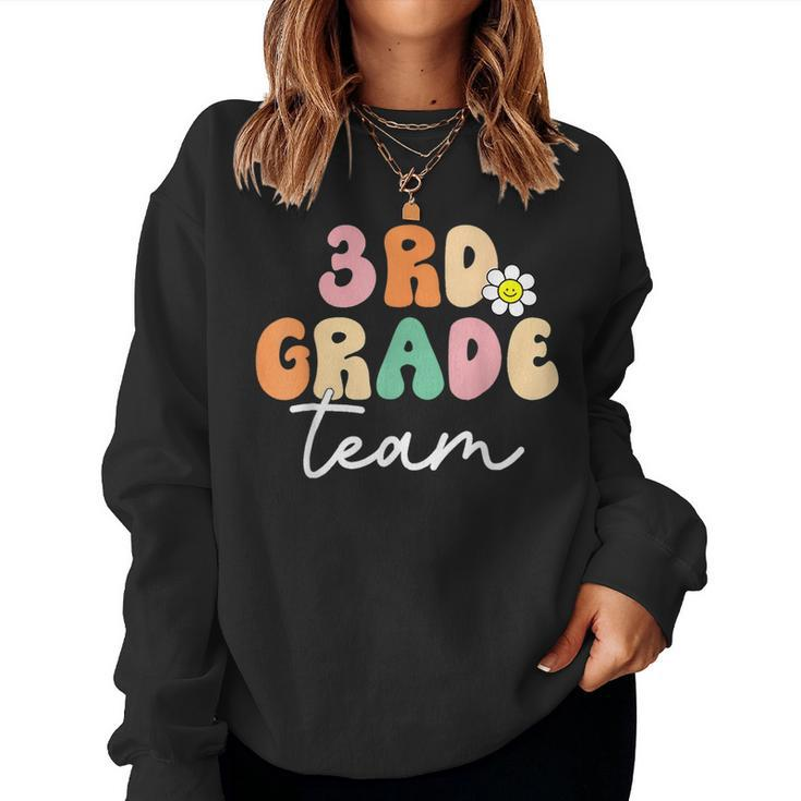 3Rd Third Grade Team Back To School Teacher Women Sweatshirt