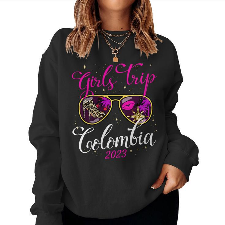 Girls Trip Colombia 2023  For Women Weekend Birthday   Women Crewneck Graphic Sweatshirt