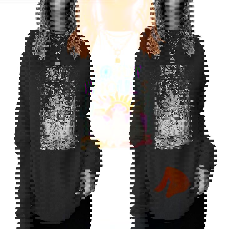 Howdy Ghouls Western Halloween Fall Ghosts Boo Halloween Women Sweatshirt