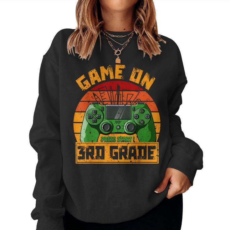 Vintage Game On 3Rd Grade First Day Gamer Boy Back To School Women Sweatshirt