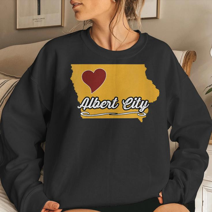 Albert City Iowa Ia Usa Cute Souvenir Merch City State Women Sweatshirt Gifts for Her