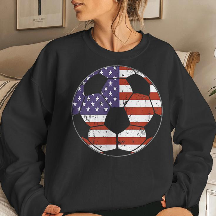 American Flag Soccer Ball Men Women Kids Women Crewneck Graphic Sweatshirt Gifts for Her