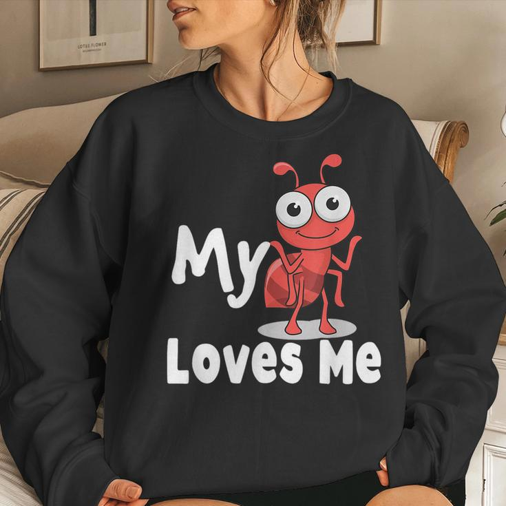 Ant Lovers_My Aunt Loves Me Family For Nephew & Niece Women Sweatshirt Gifts for Her