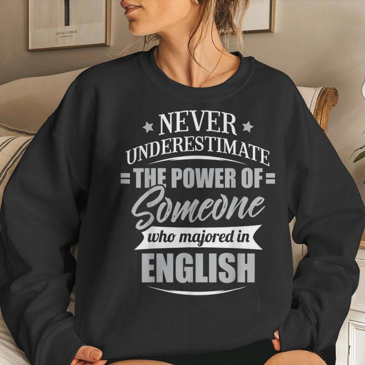 English For & Never Underestimate Women Sweatshirt Gifts for Her
