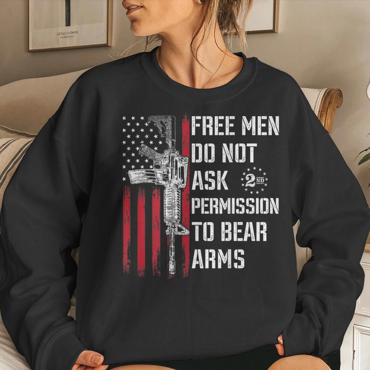 Free Men Do Not Ask Permission To Bear Arms Pro 2A On Back Women Crewneck Graphic Sweatshirt Gifts for Her