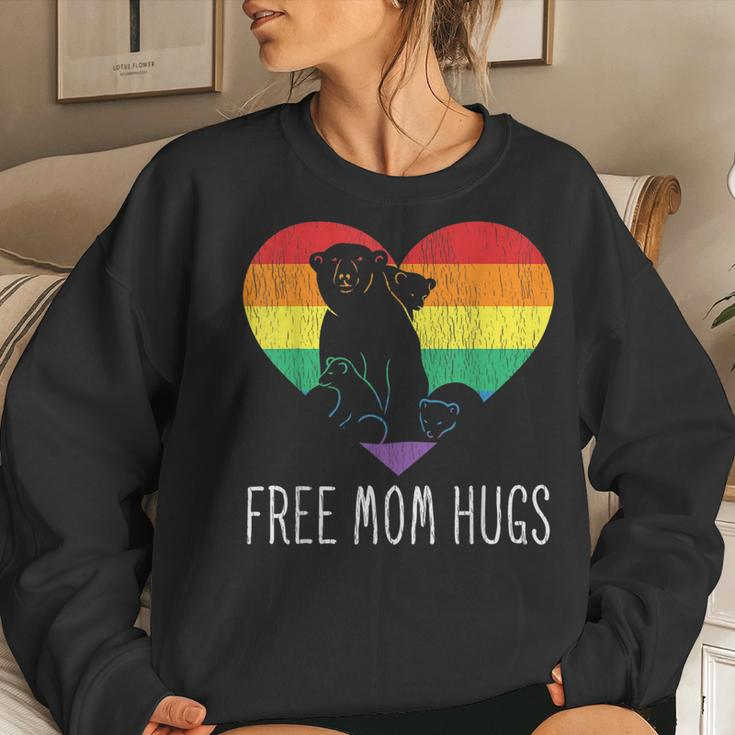 Free Mom Hugs Mama Bear Proud Mother Parent Pride Lgbt Mom Sweatshirt Gifts for Her