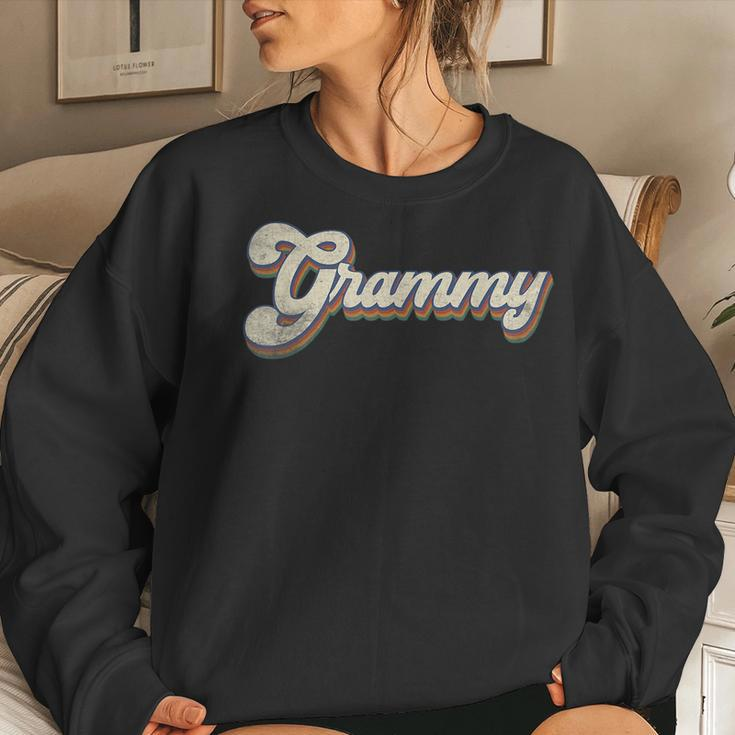 Grammy Gifts For Grandma Retro Vintage Mothers Day Grammy Women Crewneck Graphic Sweatshirt Gifts for Her