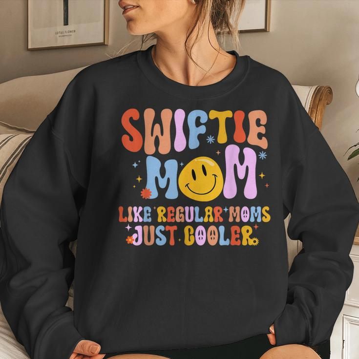 Its Me Hi Im The Cool Mom Its Me Retro Groovy Women Sweatshirt Gifts for Her