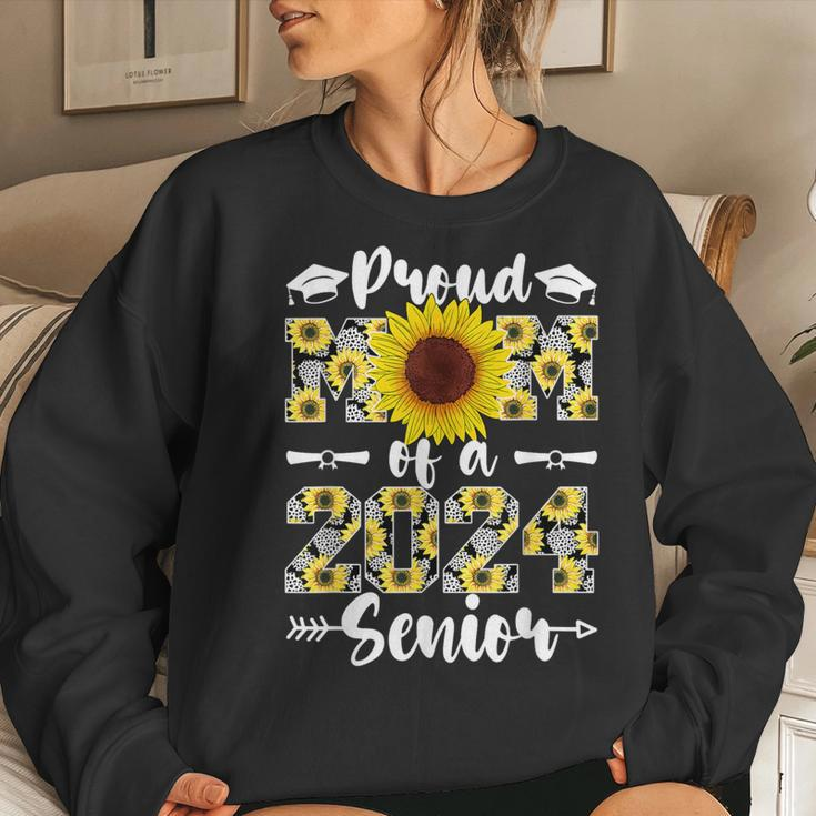 Proud Mom Class Of 2024 Senior Graduate Sunflower Senior 24 Women Sweatshirt Gifts for Her