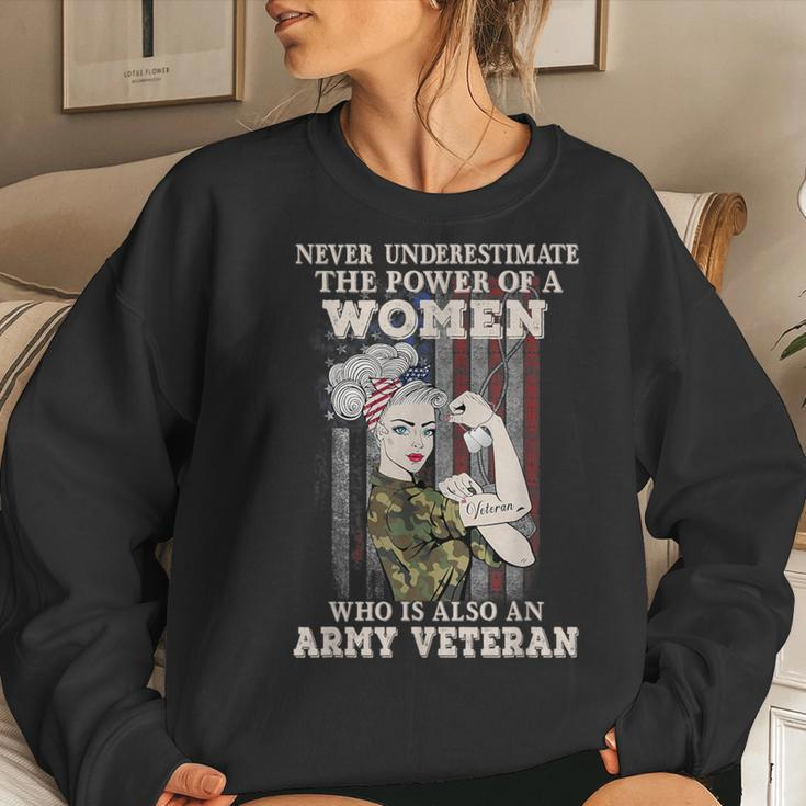 Never Underestimate The Power Of A Army Veteran Women Sweatshirt Gifts for Her