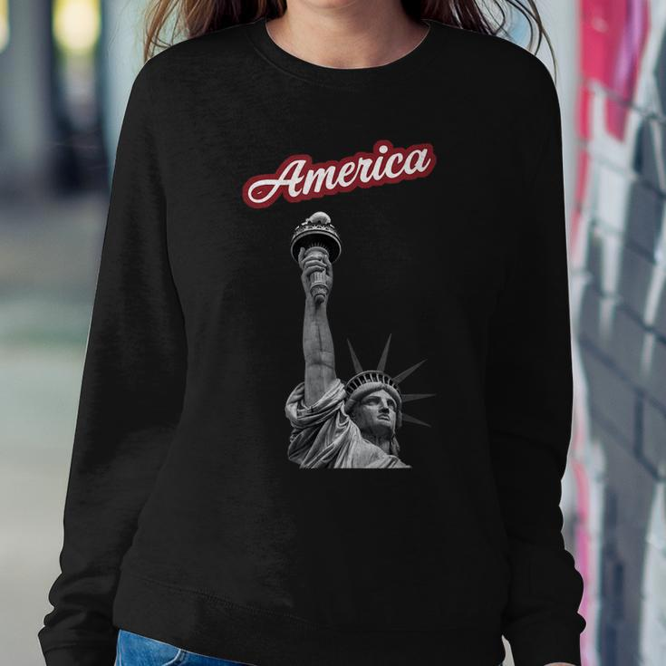 Statue Of Liberty Beer Holder Women Sweatshirt Unique Gifts
