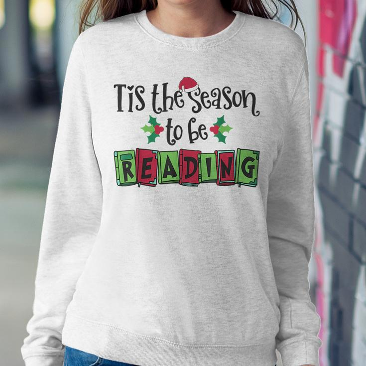 Tis The Season To Be Reading Christmas Teacher Holiday Book For Teacher Women Sweatshirt Unique Gifts