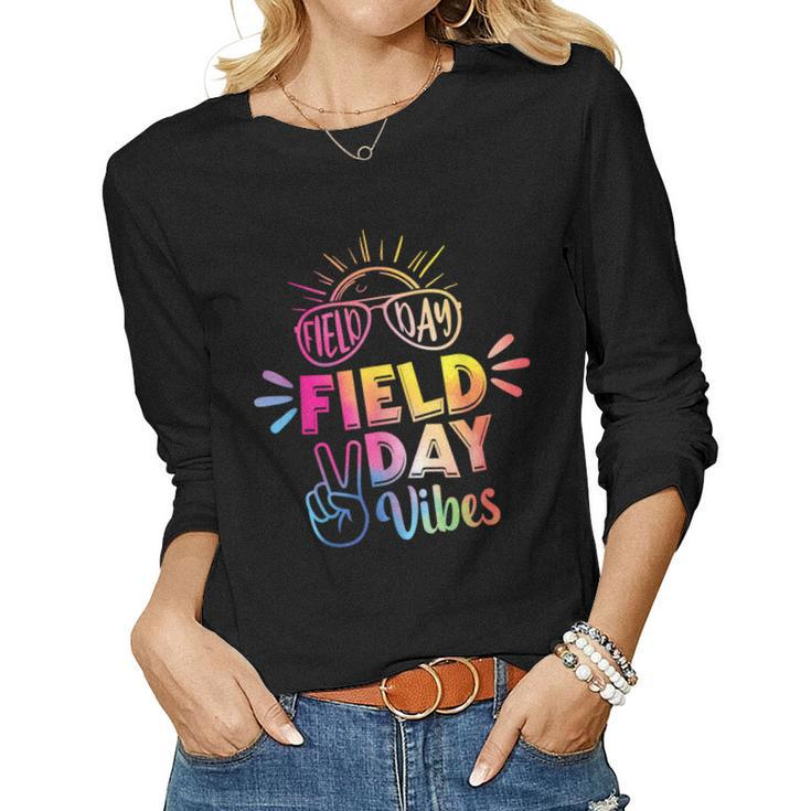 Field Day Vibes 2023 Funny Field Day Vibes Teacher Women Graphic Long Sleeve T-shirt
