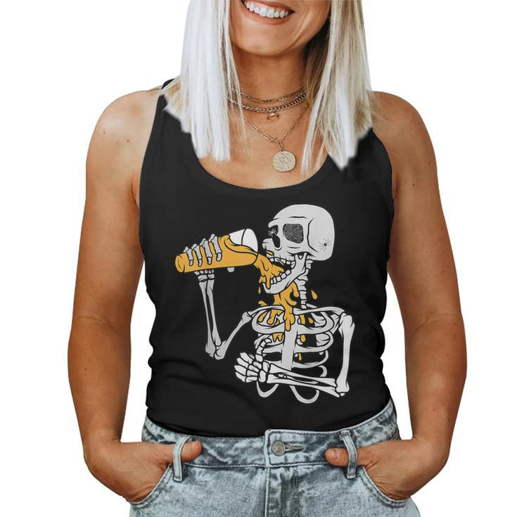 Skeleton Loves Drinking Beer Oktoberfest Halloween Women Tank Top