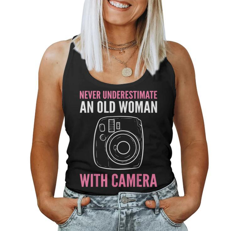 Never Underestimate An Old Woman With Camera Photographer Women Tank Top