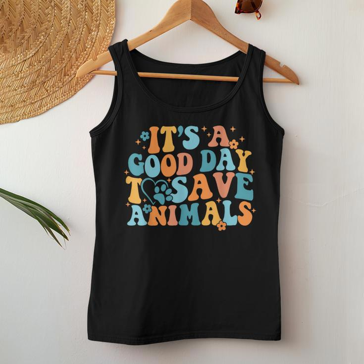 Groovy It's A Good Day To Save Animal Veterinarian Vet Tech Women Tank Top Personalized Gifts