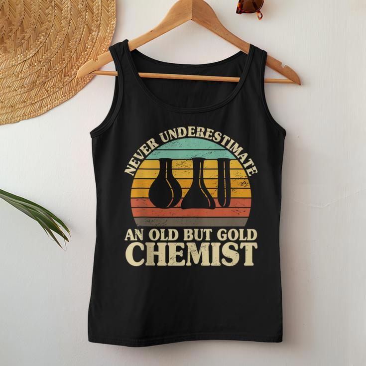 Never Underestimate An Old Chemist Nerdy Chemistry Teacher Women Tank Top Unique Gifts