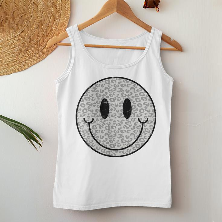 Cute Happy Face Retro Aesthetic Leopard Smile Face Women Tank Top Funny Gifts