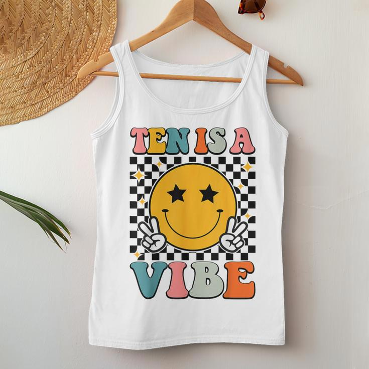 Ten Is A Vibe 10Th Birthday Groovy Boys Girls 10 Years Old Women Tank Top Funny Gifts