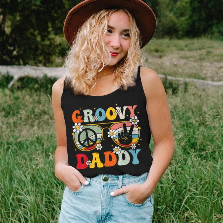 Groovy Daddy Retro Matching Family 60S 70S Dad Fathers Day Women Tank Top Gifts for Her