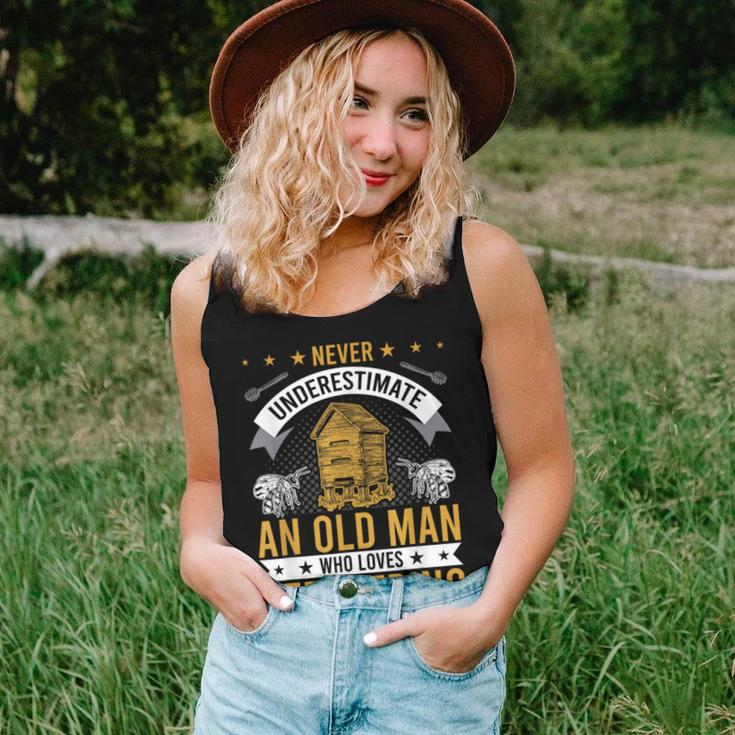 Never Underestimate An Old Man Who Loves Beekeeping Women Tank Top Gifts for Her