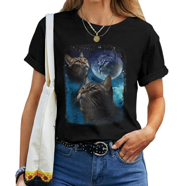 Cats Howl At Moon Vintage Three Cat Howling Wolf Meme Women T-shirt