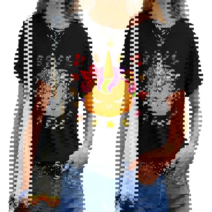 Cute Halloween Unicorn Pumpkin Autumn Fall Leaves Unicorn Halloween Women T-shirt